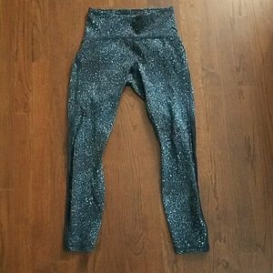 NWOT Lululemon Crop leggings Blue Splatter